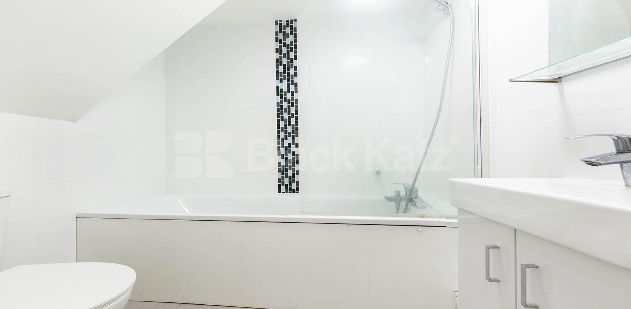 			2 Bedroom, 1 bath, 1 reception Apartment			 Foulden Road, STOKE NEWINGTON